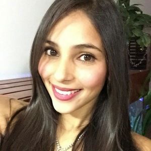 Meet your Posher, Stephanie